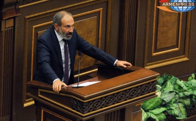 Pashinyan presents vision for economic development in pre-vote hearing