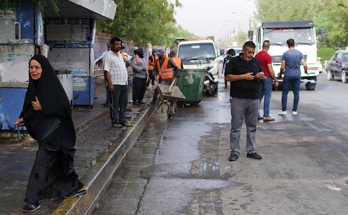 At least four killed, 15 wounded in Baghdad bomb blast