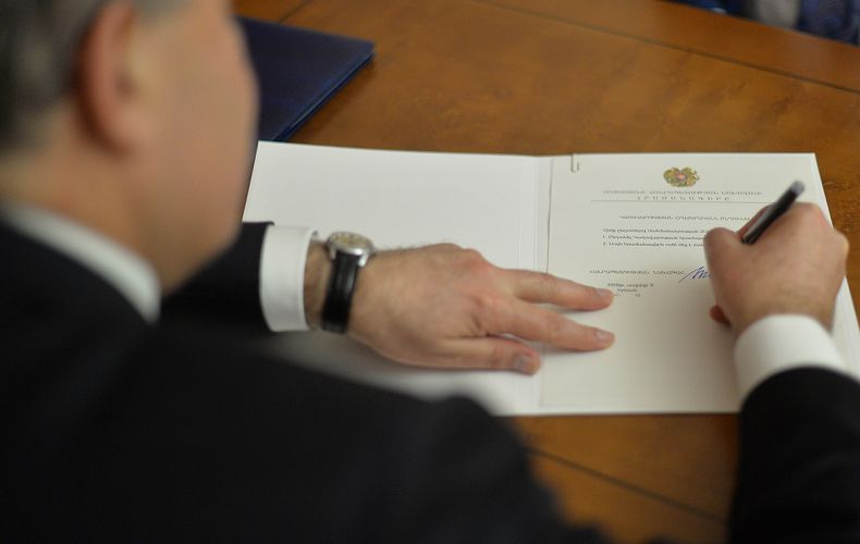 ՀՀ նախագահը դիվանագիտական աստիճան շնորհելու հրամանագիր է ստորագրել

