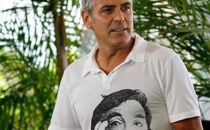 В интернете оказалась фотография Джоржа Клуни в майке с изображением Фрунзика Мкртчяна