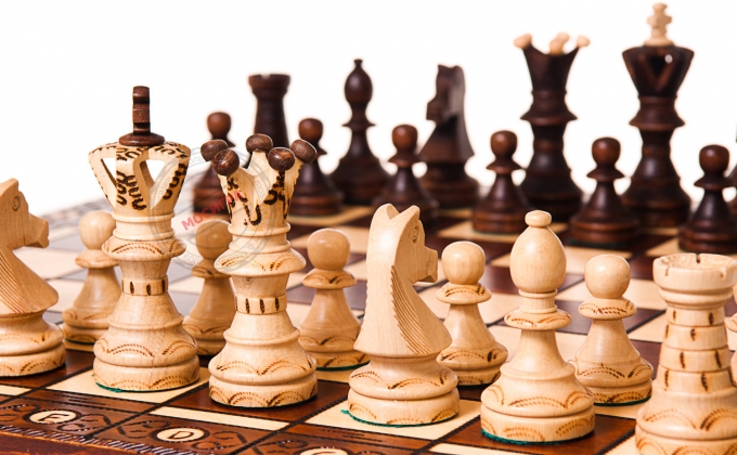 Очередной тур шахматного турнира в Рейкьявике: Мелкумян победил, Мовсисян сыграл вничью