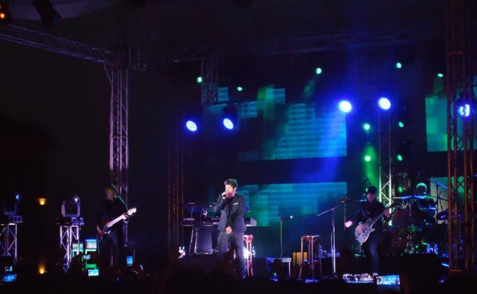 French-Armenian singer Patrick Fiori’s concert concluded the “French Days in Artsakh” festival