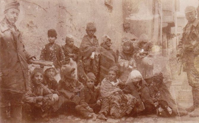 Armenian Genocide Museum Institute acquires a picture dating back to 1915