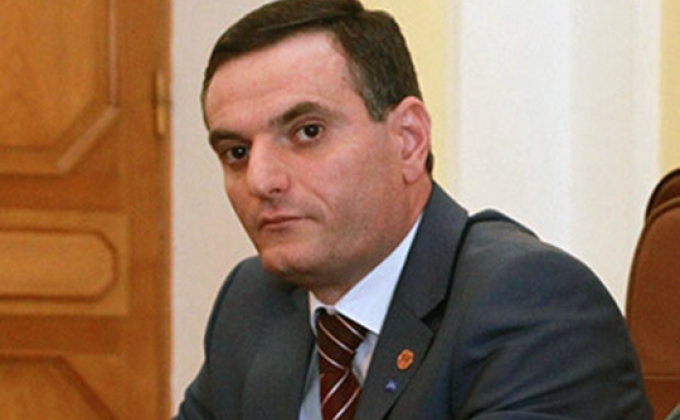 They know in OSCE that Azerbaijan heats up tensions on the border: Artak Zakaryan