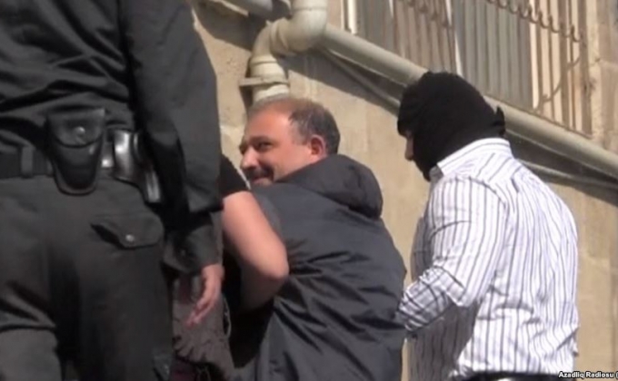 Դատախազը պահանջել է քաղբանտարկյալ համարվող ադրբեջանցի լրագրողին ազատազրկել 7 տարով