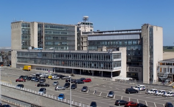 Аэропорт Брюсселя после терактов будет закрыт до 6.00 среды