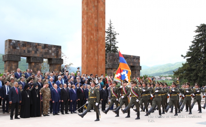  Bako Sahakyan attended the Stepanakert Memorial Complex and the town of  Shoushi