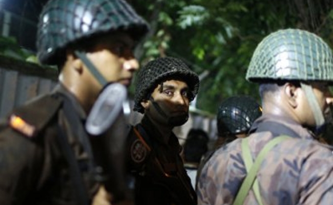 Группировка ИГ взяла на себя ответственность за захват заложников в Бангладеш