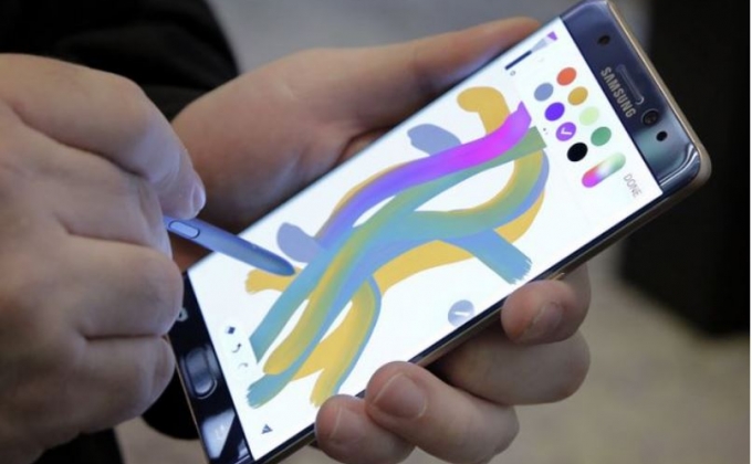 Samsung представил новый смартфон Galaxy Note 7