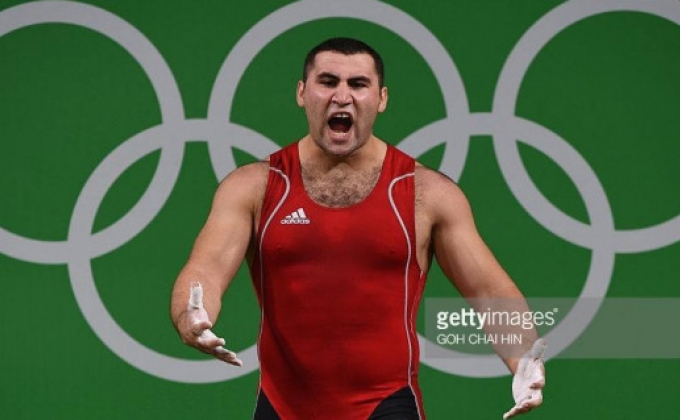 Армянский тяжелоатлет Симон Мартиросян стал серебряным призером Олимпиады