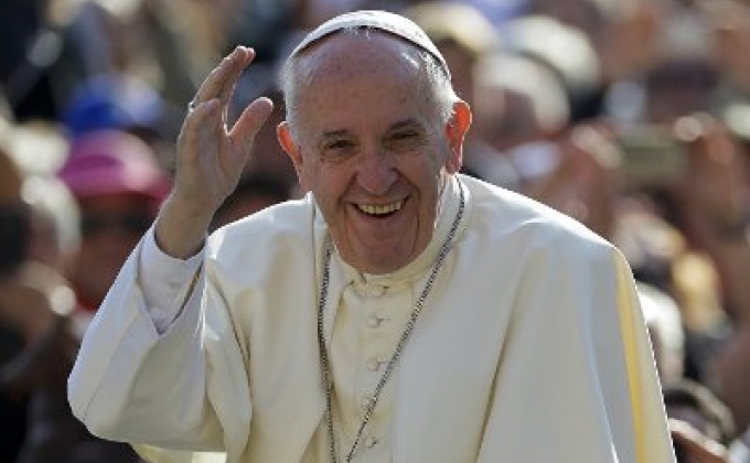 Папа Римский прибыл в Тбилиси