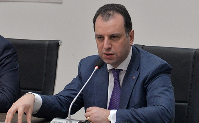 Виген Саргсян назначен министром обороны Армении