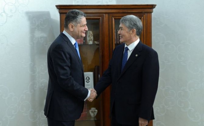 Президент Кыргызской Республики Алмазбек Атамбаев встретился с Председателем Коллегии ЕЭК Тиграном Саркисяном