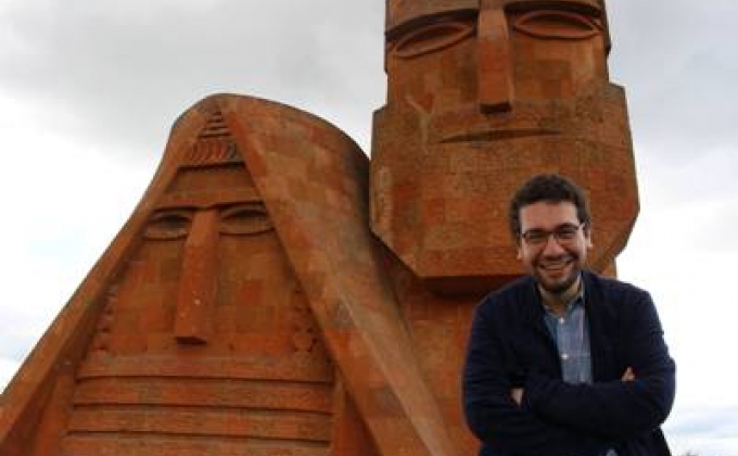 Թուրք լրագրողը միջազգային կայքում գովազդում է Հայաստանը (ֆոտո)