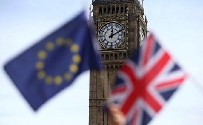 UK lawmakers approve Brexit