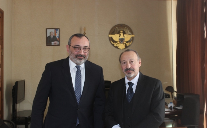 NKR Foreign Minister discusses activities of “The Nagorno Karabakh Forum” in Uruguay with former senator