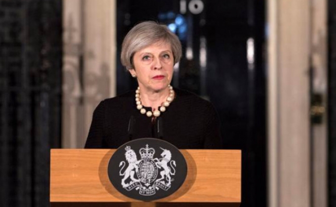 Theresa May announces snap election in Britain