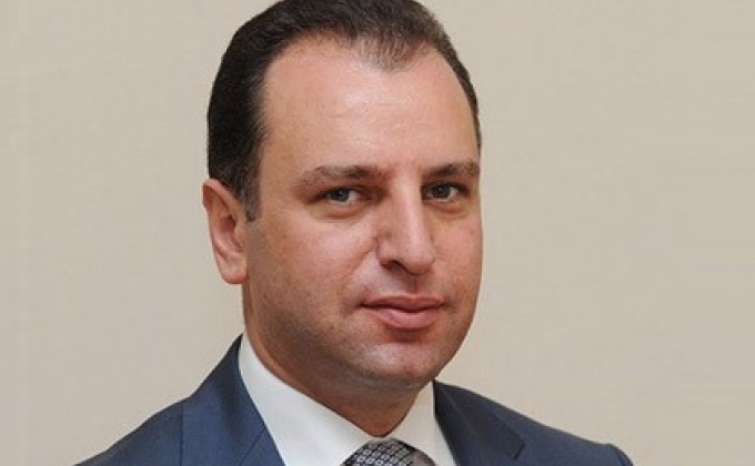 Armenia defense minister heads for Russia