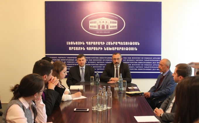Artsakh’s FM receives students of  Diplomatic School of Armenia