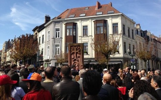 Brussels Armenians honor Genocide victims