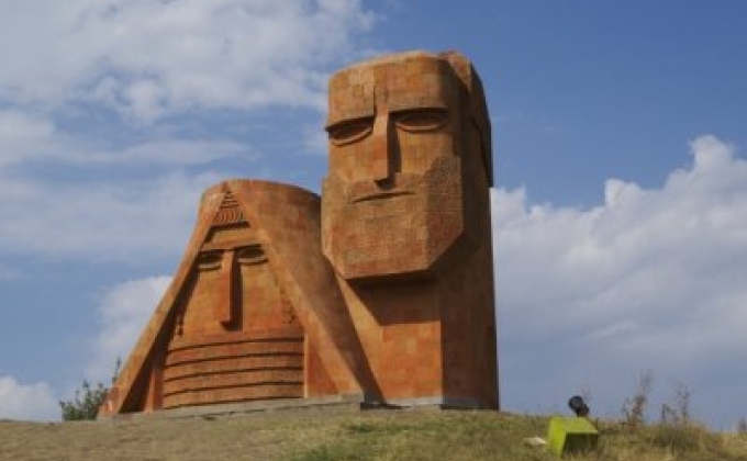 Политолог: Отсутствие Карабаха в переговорном процессе – просто нелогичное явление