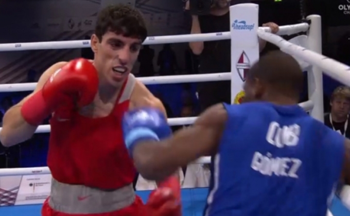Армянский боксер О.Бачков стал бронзовым призером чемпионата мира