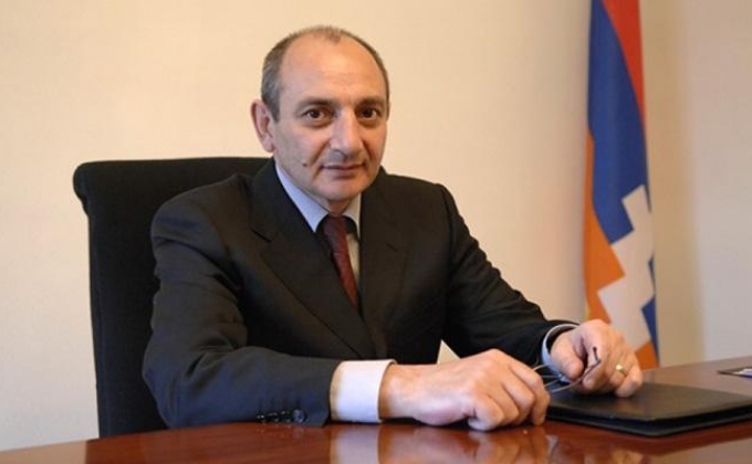 Bako Sahakyan sends Congratulatory address on the Artsakh Republic Day