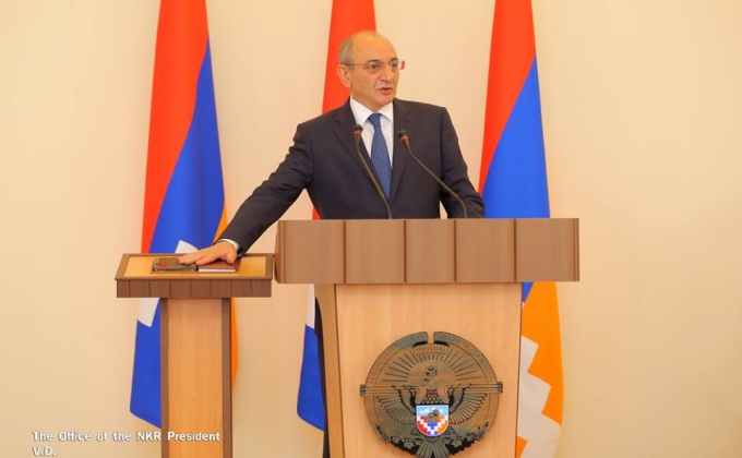 Бако Саакян официально вступил в должность президента Республики Арцах