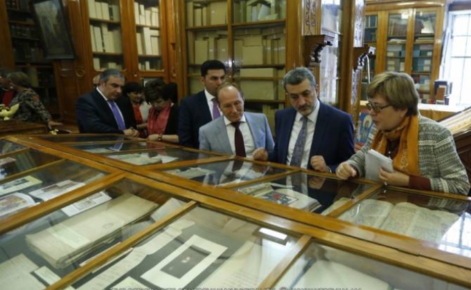 Սանկտ Պետերբուրգում բացվել է հայկական ձեռագրերի ցուցահանդես
