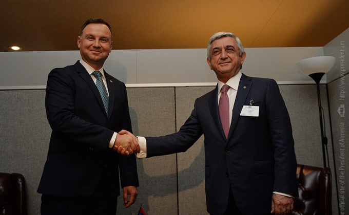 President Sargsyan meets with Polish counterpart