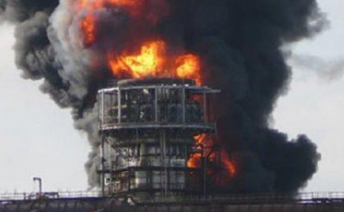 В Турции на нефтеперерабатывающем заводе прогремел взрыв