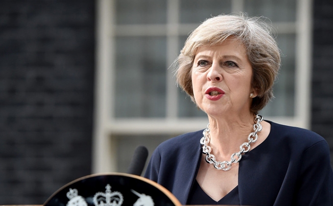 Премьер Великобритании Тереза Мэй потребовала от США соблюдать ядерную сделку с Ираном