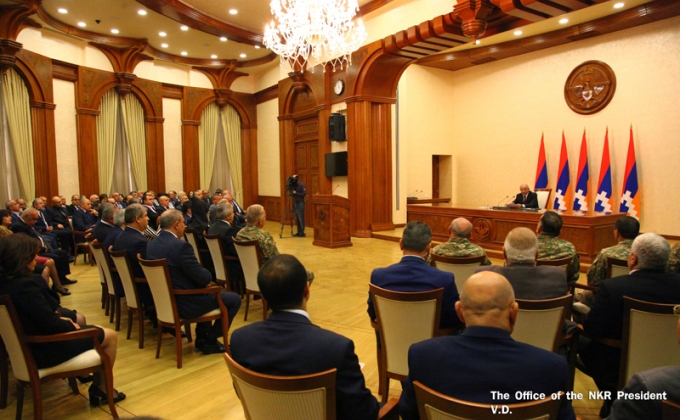 Bako Sahakyan convened an extended consultation devoted to the President’s 2017-2020 Program
