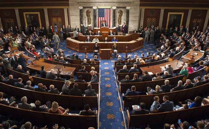 US Congress extends sanctions against Iran