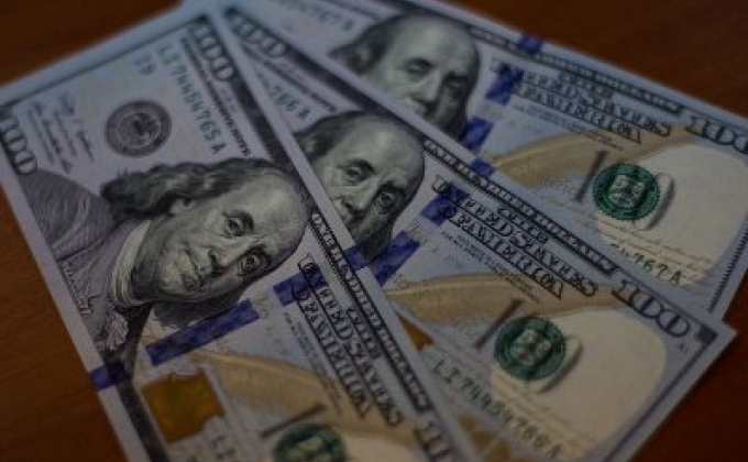 Dollar continues to decline in Armenia