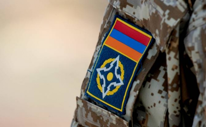 Armenian military delegation departs for Moscow