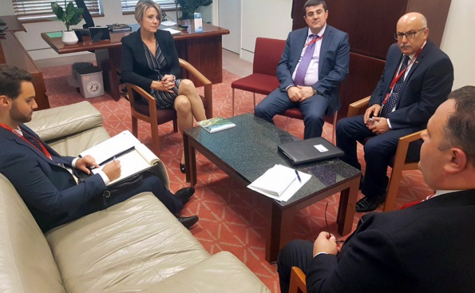 Artsakh Minister of State meets with senators in Australian Senate