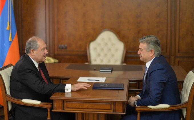 Armenia President receives PM, government resigns