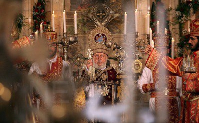 Католикос всех армян: Призываем всех не терять трезвость и разум
