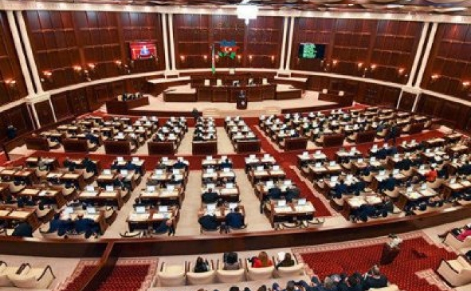 В Азербайджане предложили созвать специальное заседание Милли Меджлиса по Карабаху
