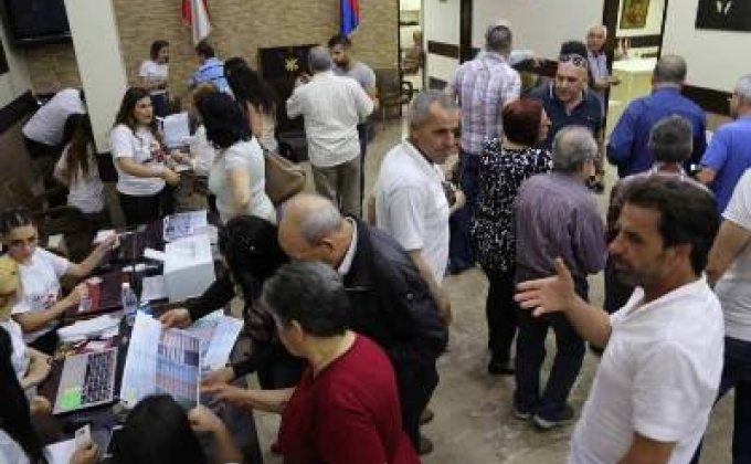 Трое из четырех кандидатов-армян прошли в парламент Ливана
