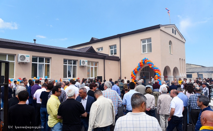 Араик Арутюнян принял участие в церемонии открытия общинного центра Гетаван