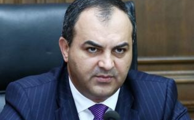В Ереване проходит акция с требованием отставки генпрокурора
