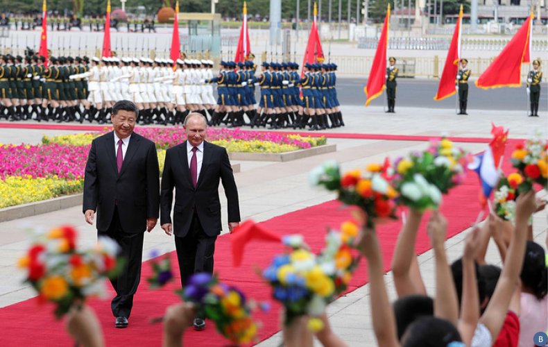 Путин и Си Цзиньпин приняли совместное заявление по итогам переговоров в Пекине
