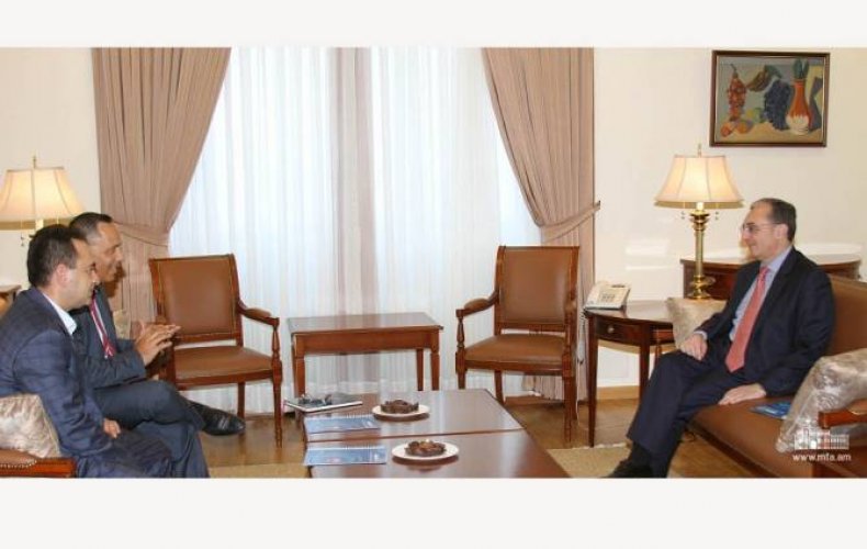 Armenian FM holds meeting with ANCA chairman