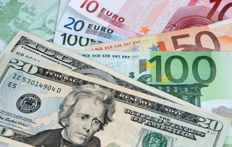 Դոլարի ու եվրոյի փոխարժեքն աճում է