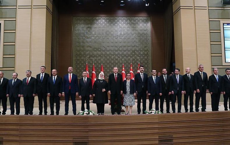 Объявлен состав нового Кабинета министров Турции
