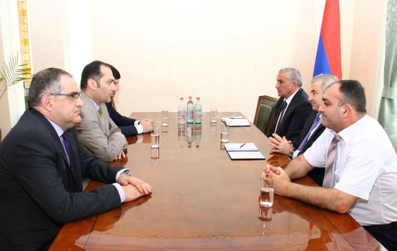 Председатель НС Арцаха принял министра юстиции Республики Армения
