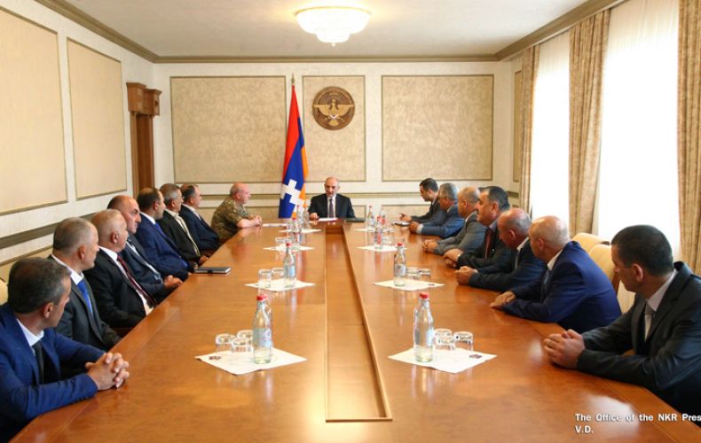 President of Artsakh meets with group of members of Artsakh Freedom Fighters Union