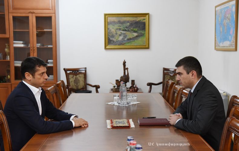 Պետնախարար Մարտիրոսյանն ընդունել է «Հայբիզնեսբանկ» ՓԲԸ վարչության նախագահ Արսեն Միքայելյանին
